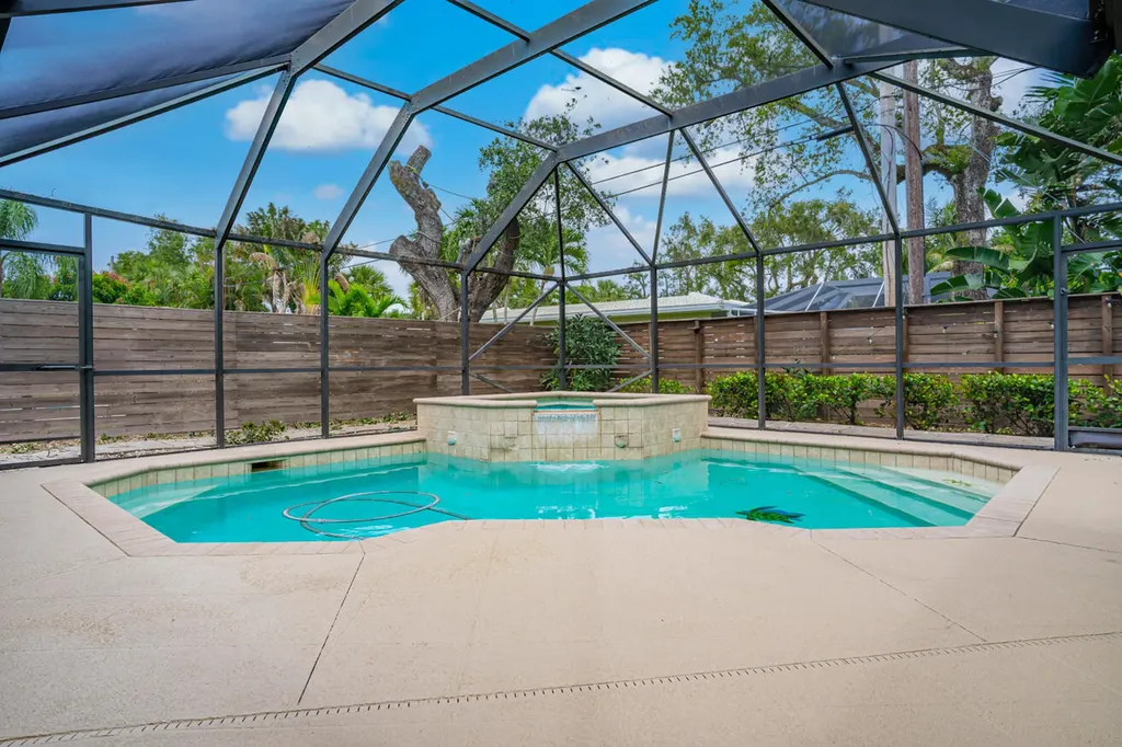 276 SW 7th Avenue Boca Raton FL 33486