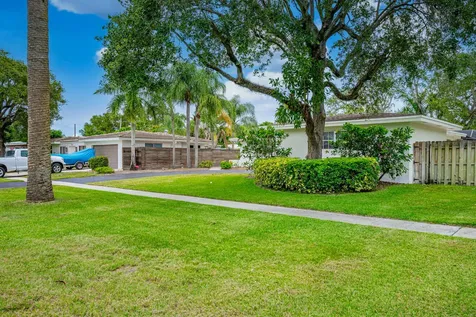 276 SW 7th Avenue Boca Raton FL 33486