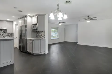 276 SW 7th Avenue Boca Raton FL 33486