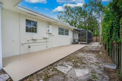 276 SW 7th Avenue Boca Raton FL 33486