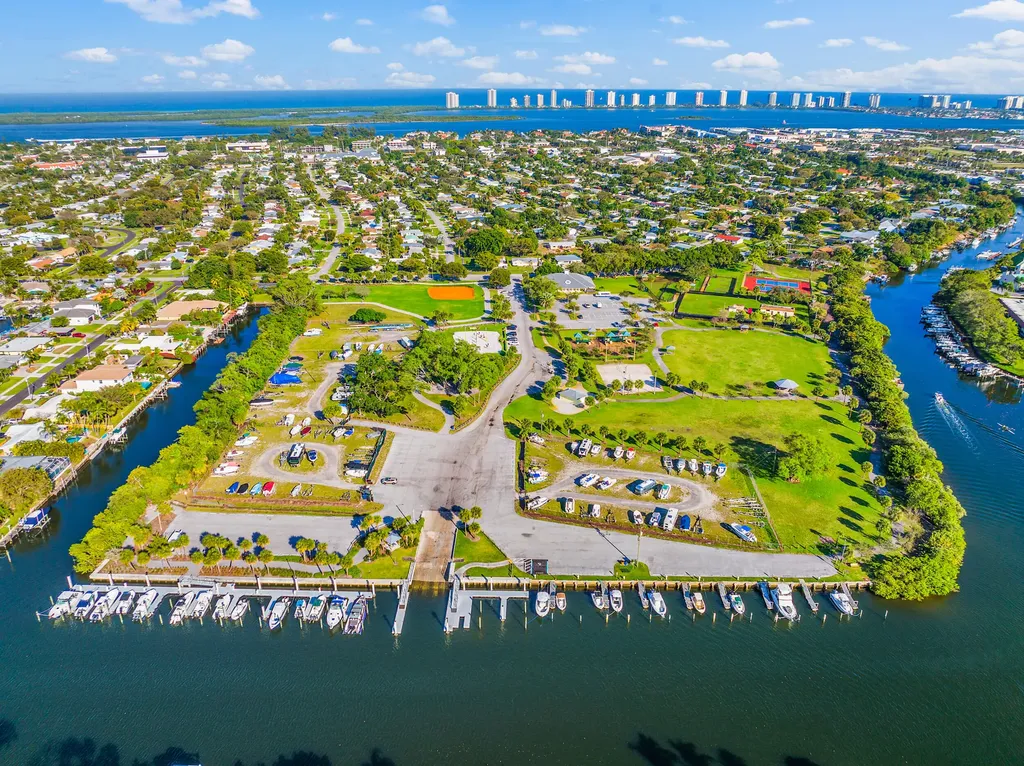 844 Anchorage Drive North Palm Beach FL 33408