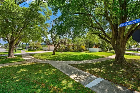 844 Anchorage Drive North Palm Beach FL 33408