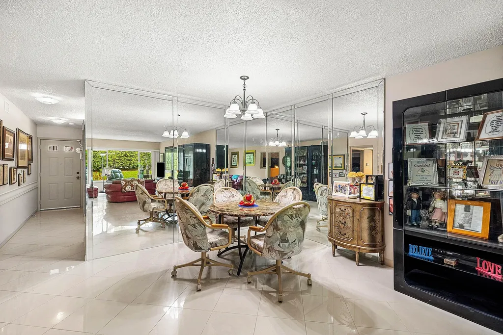 18881 Jolson Avenue Boca Raton FL 33496