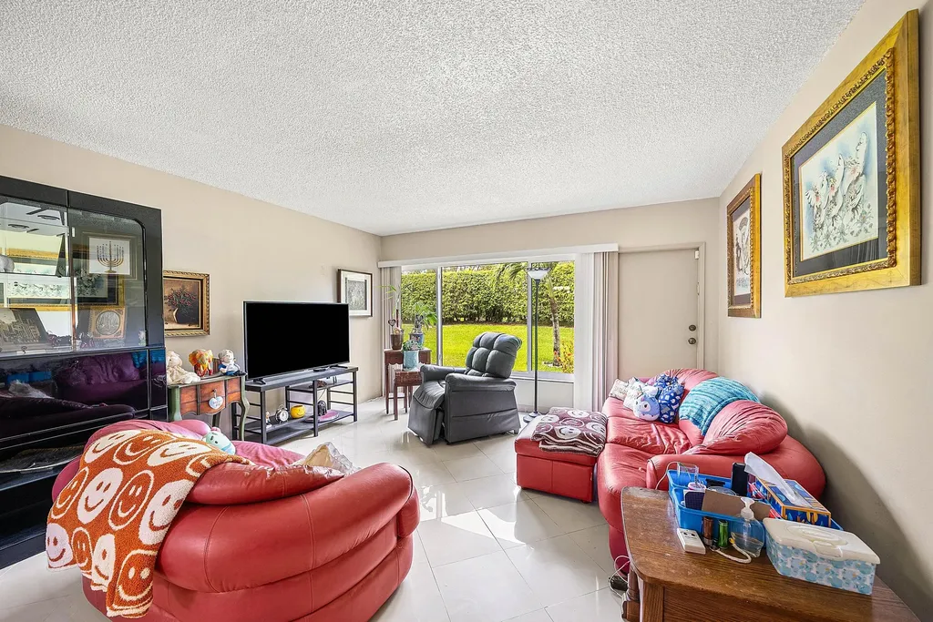 18881 Jolson Avenue Boca Raton FL 33496