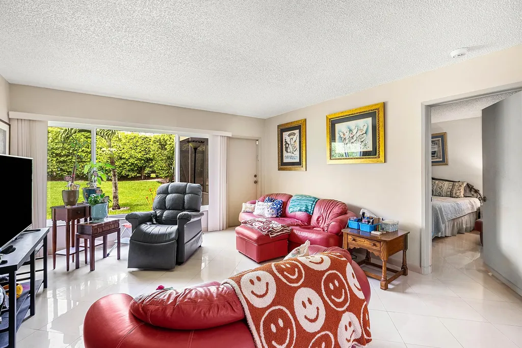 18881 Jolson Avenue Boca Raton FL 33496