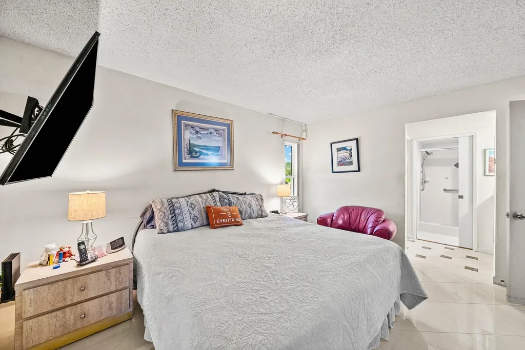 18881 Jolson Avenue Boca Raton FL 33496