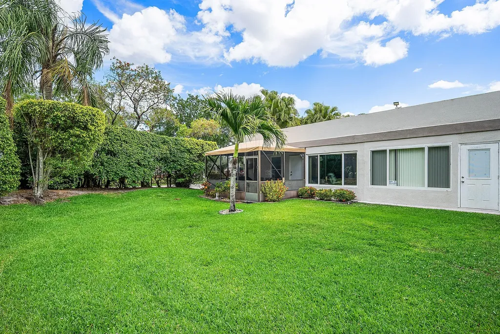18881 Jolson Avenue Boca Raton FL 33496