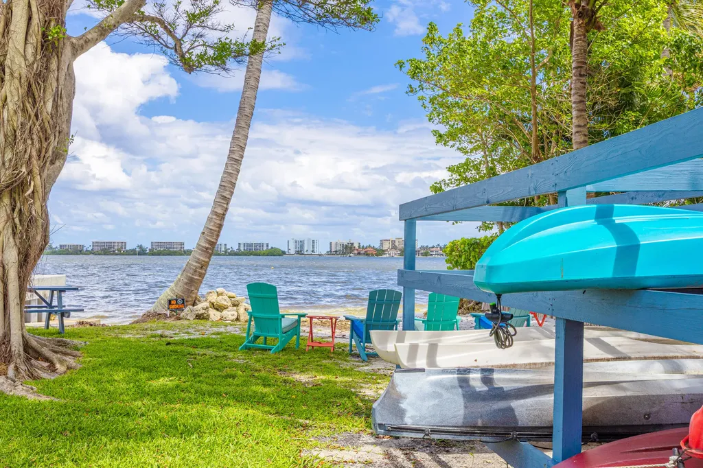 1516 S Lakeside Drive Lake Worth Beach FL 33460