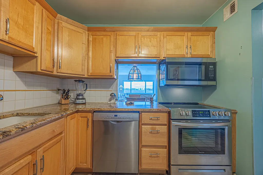 1516 S Lakeside Drive Lake Worth Beach FL 33460