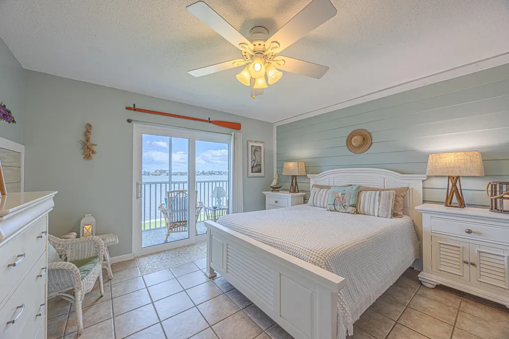 1516 S Lakeside Drive Lake Worth Beach FL 33460
