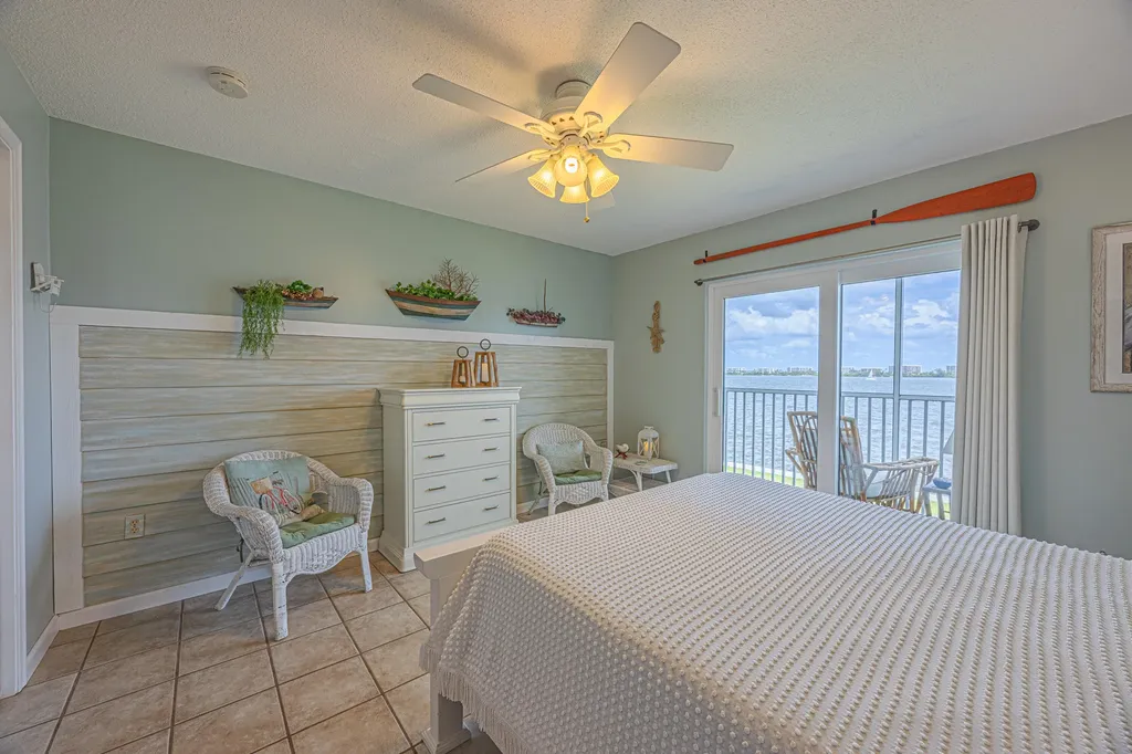 1516 S Lakeside Drive Lake Worth Beach FL 33460