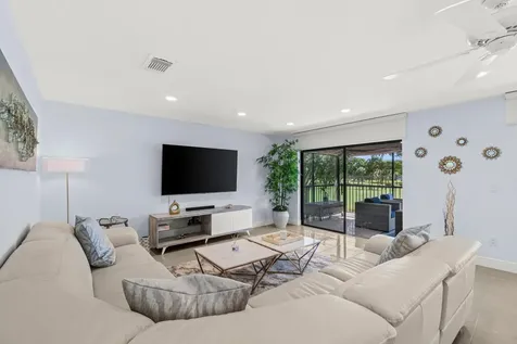 5 Westgate Lane Boynton Beach FL 33436