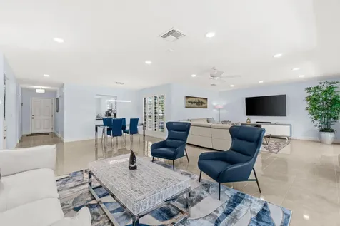 5 Westgate Lane Boynton Beach FL 33436