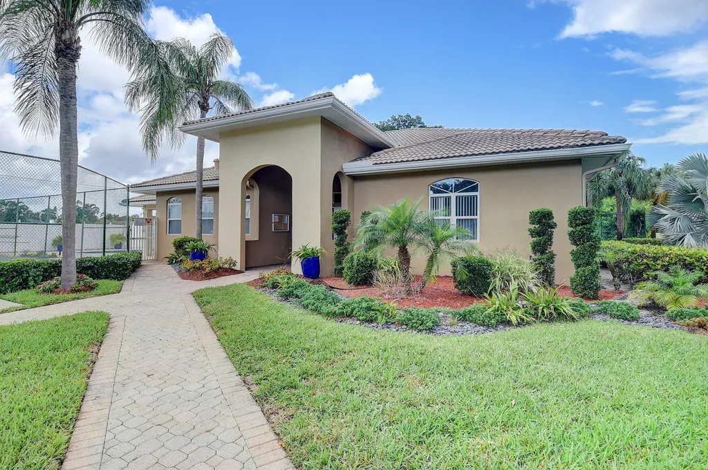 5501 Grande Palm Circle Delray Beach FL 33484