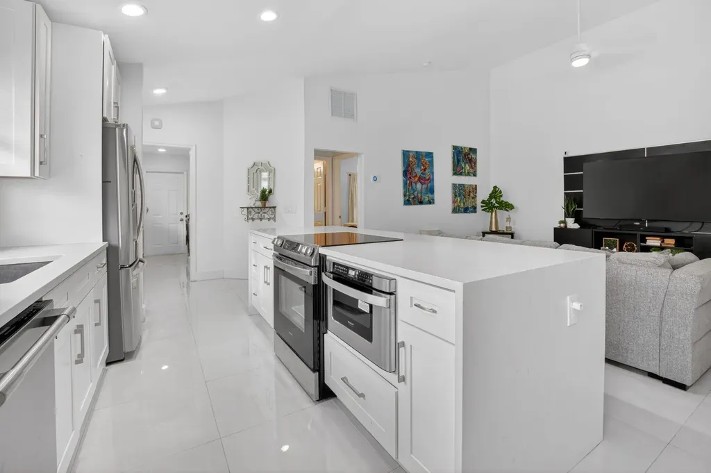 5501 Grande Palm Circle Delray Beach FL 33484