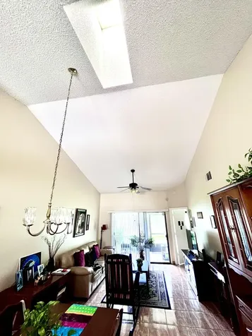 29 Lakepointe Circle Kissimmee FL 34743
