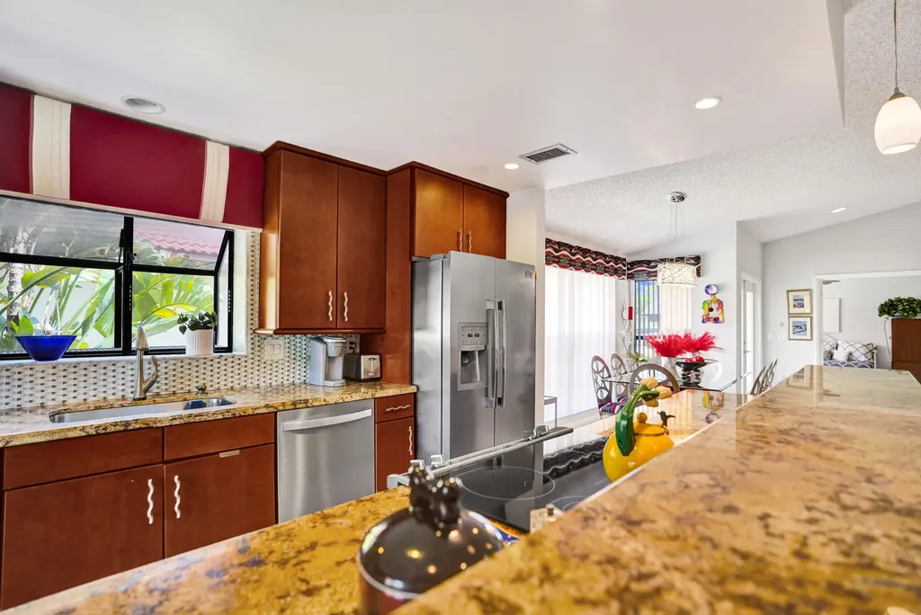 11162 Clover Leaf Circle Boca Raton FL 33428