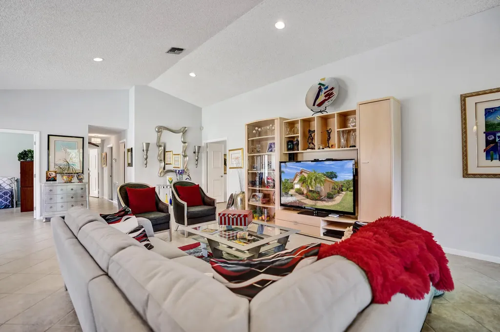 11162 Clover Leaf Circle Boca Raton FL 33428