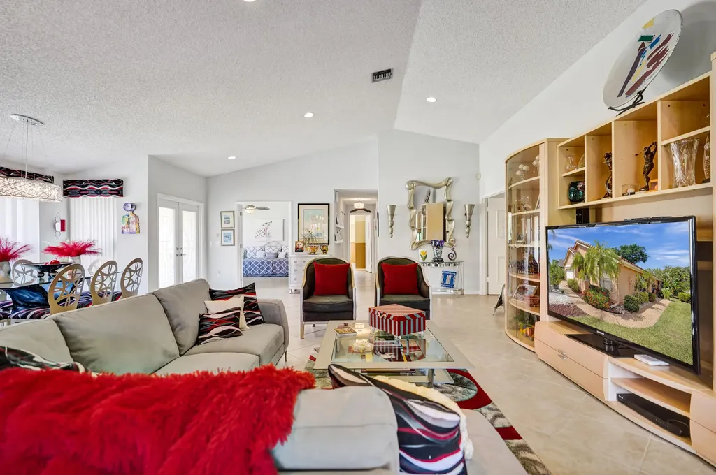 11162 Clover Leaf Circle Boca Raton FL 33428