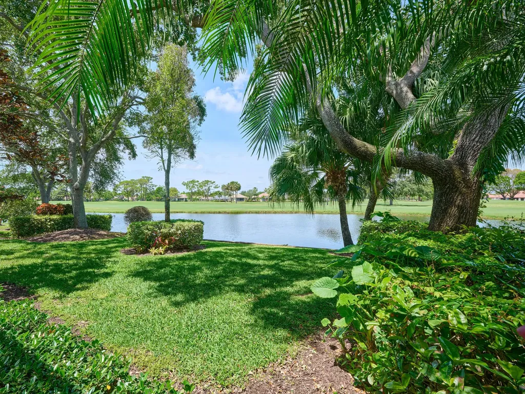 5455 S Fountains Drive Drive S Lake Worth FL 33467