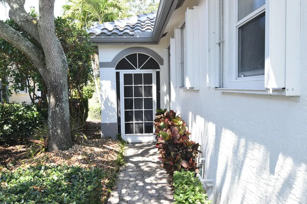 5455 S Fountains Drive Drive S Lake Worth FL 33467