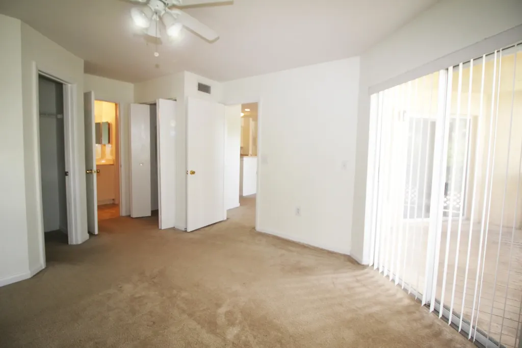 4823 Via Palm Lakes West Palm Beach FL 33417