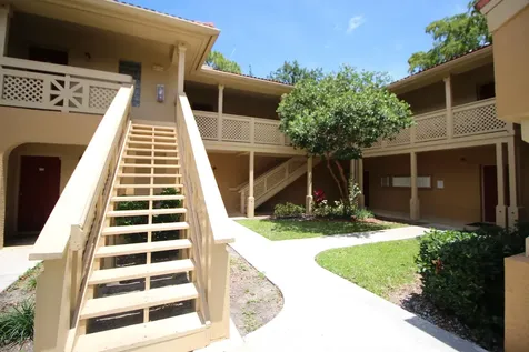 4823 Via Palm Lakes West Palm Beach FL 33417