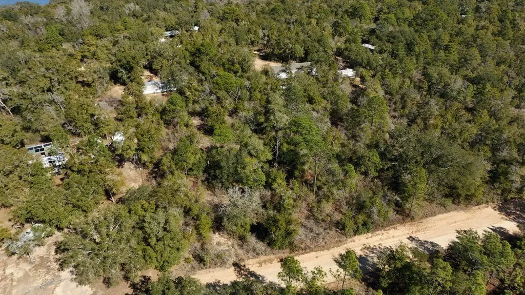 Lot C27 Stewart Lake Road Chipley FL 32428