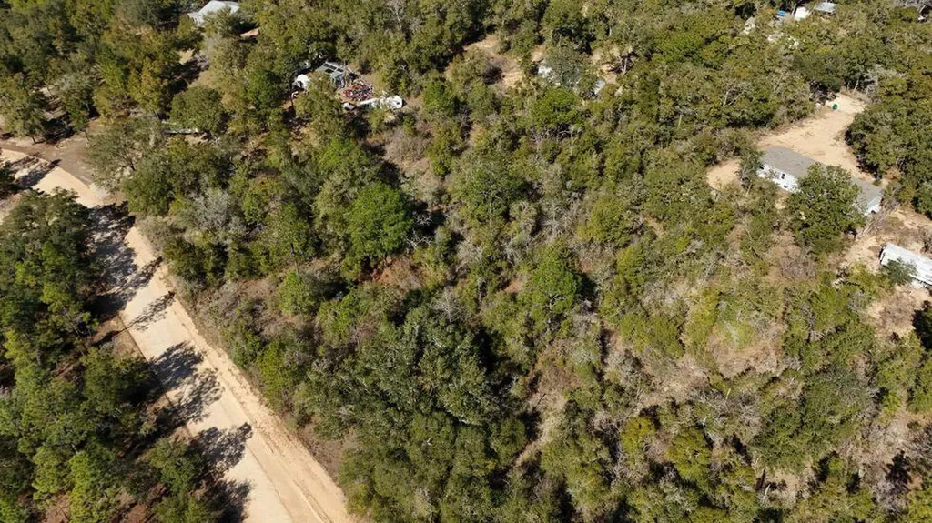 Lot C27 Stewart Lake Road Chipley FL 32428
