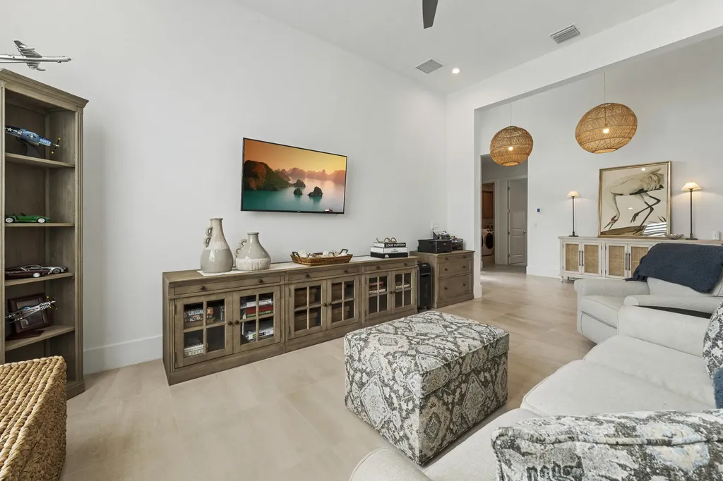 2044 SE Mosaic Boulevard Port St Lucie FL 34984