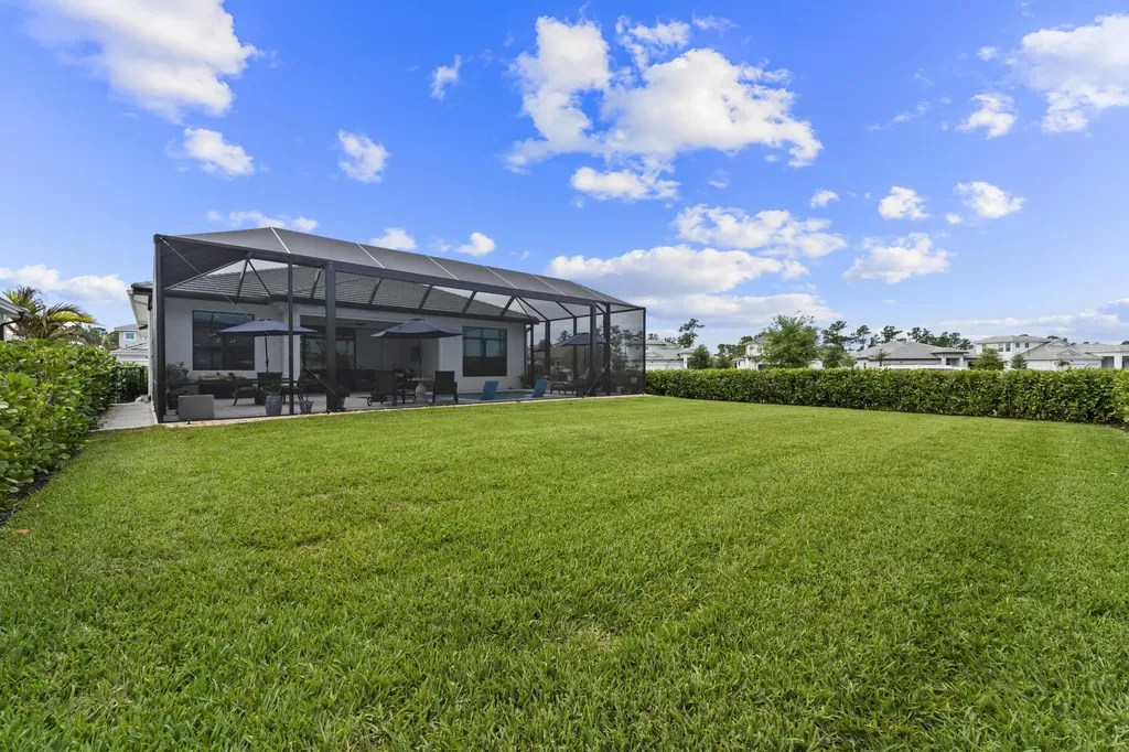 2044 SE Mosaic Boulevard Port St Lucie FL 34984