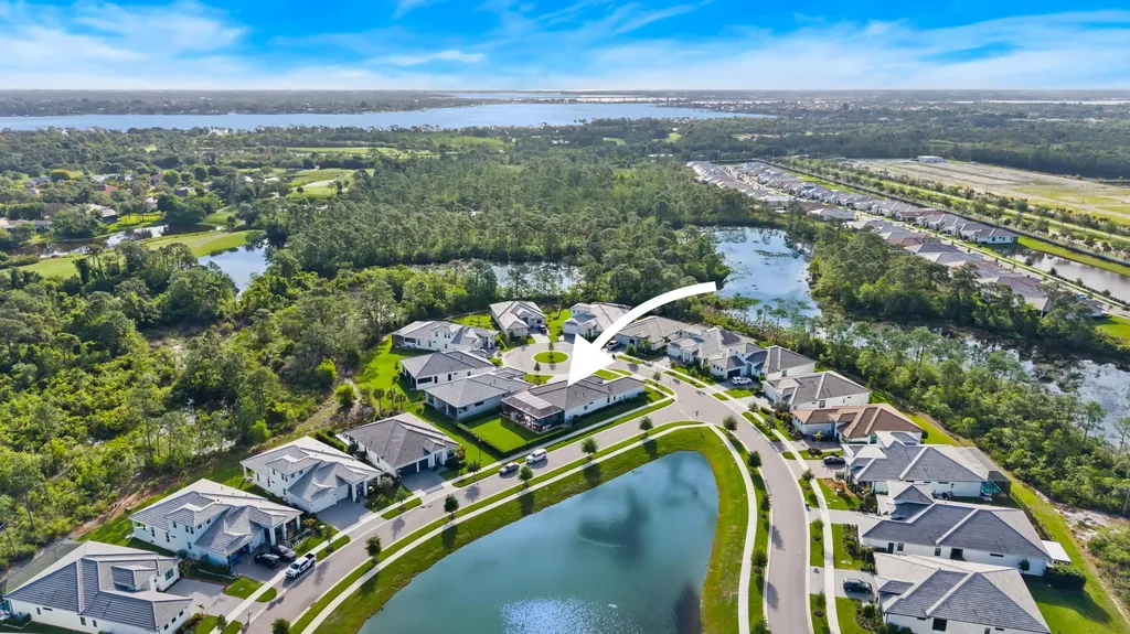 2044 SE Mosaic Boulevard Port St Lucie FL 34984