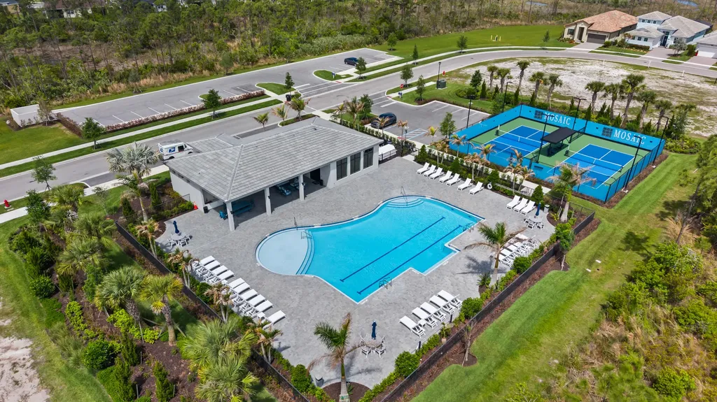 2044 SE Mosaic Boulevard Port St Lucie FL 34984