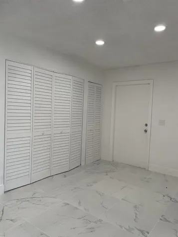 8131 SW 6th Street North Lauderdale FL 33068
