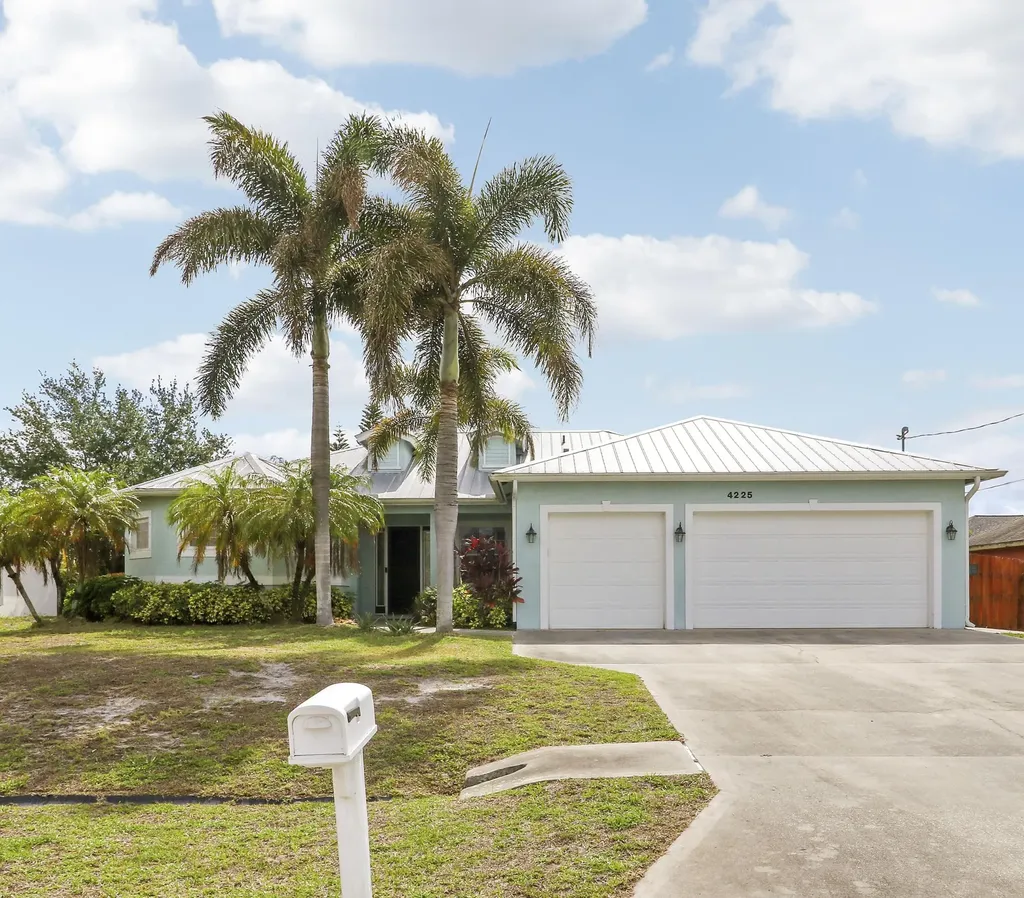 4225 SW Ragen Street Port St Lucie FL 34953