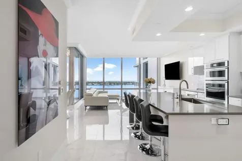1 Water Club Way North Palm Beach FL 33408