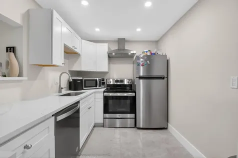480 NW 20th Street Boca Raton FL 33431