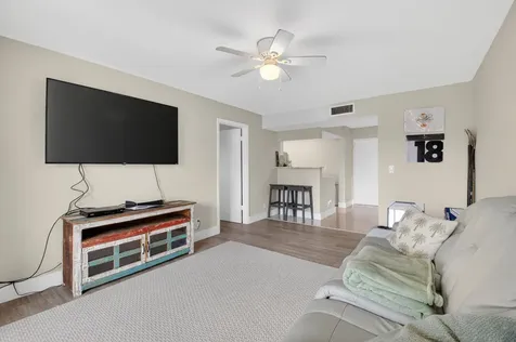 480 NW 20th Street Boca Raton FL 33431