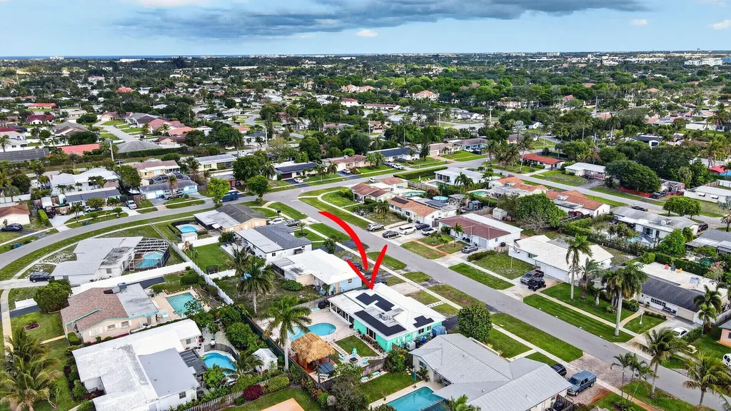 2607 W End Road West Palm Beach FL 33406