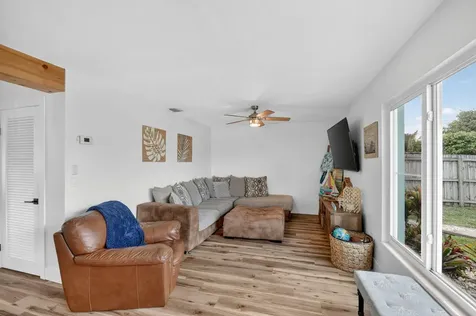 2607 W End Road West Palm Beach FL 33406