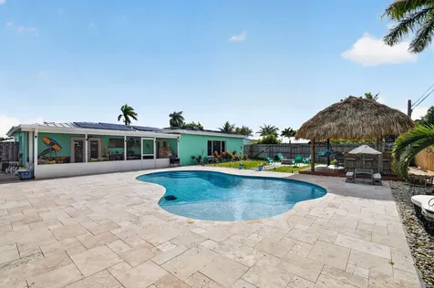 2607 W End Road West Palm Beach FL 33406