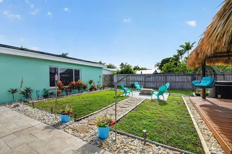 2607 W End Road West Palm Beach FL 33406