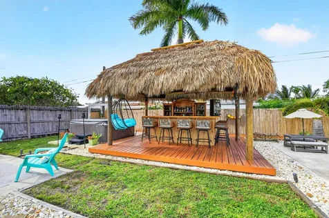 2607 W End Road West Palm Beach FL 33406