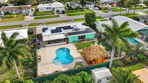 2607 W End Road West Palm Beach FL 33406