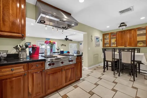 3040 Summit Street Fort Pierce FL 34982