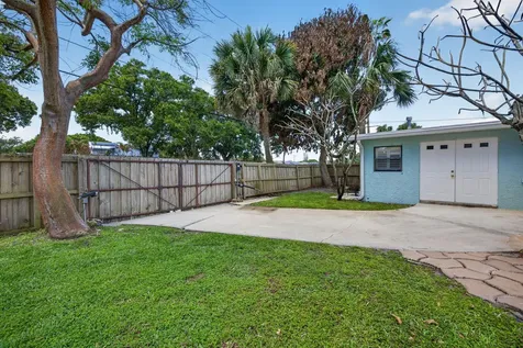 3040 Summit Street Fort Pierce FL 34982
