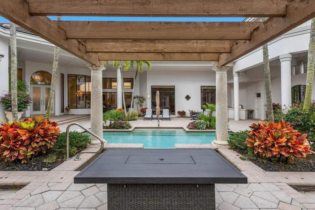 5808 Vintage Oaks Circle Delray Beach FL 33484