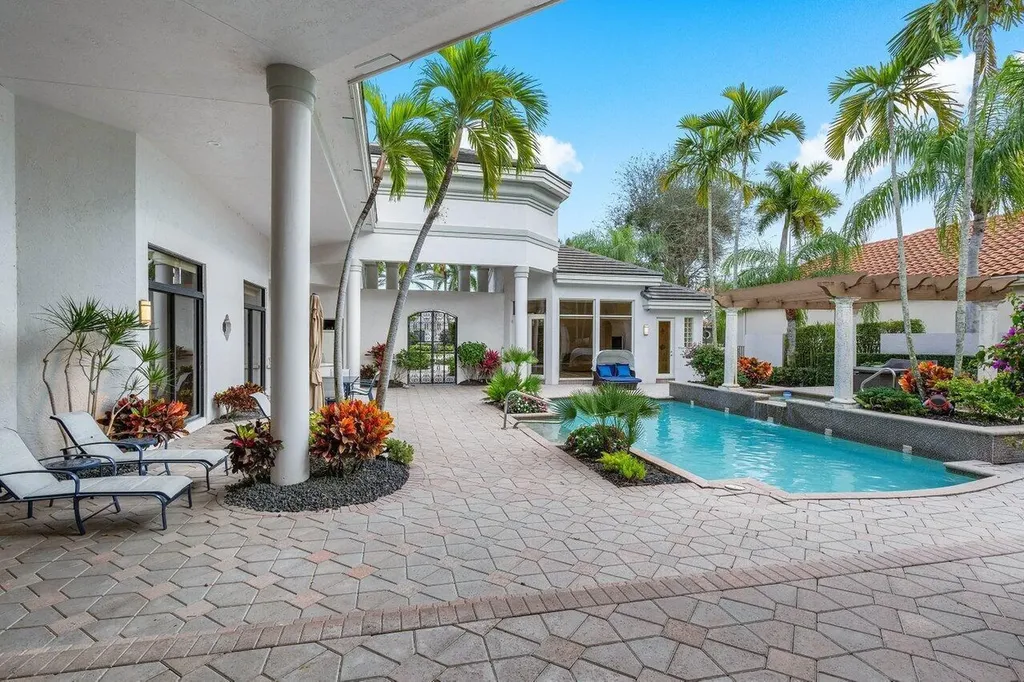 5808 Vintage Oaks Circle Delray Beach FL 33484