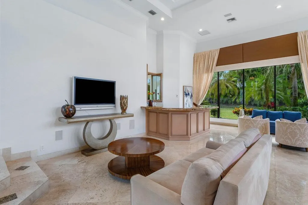 5808 Vintage Oaks Circle Delray Beach FL 33484