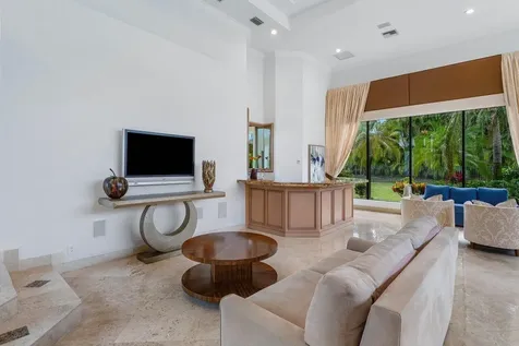 5808 Vintage Oaks Circle Delray Beach FL 33484